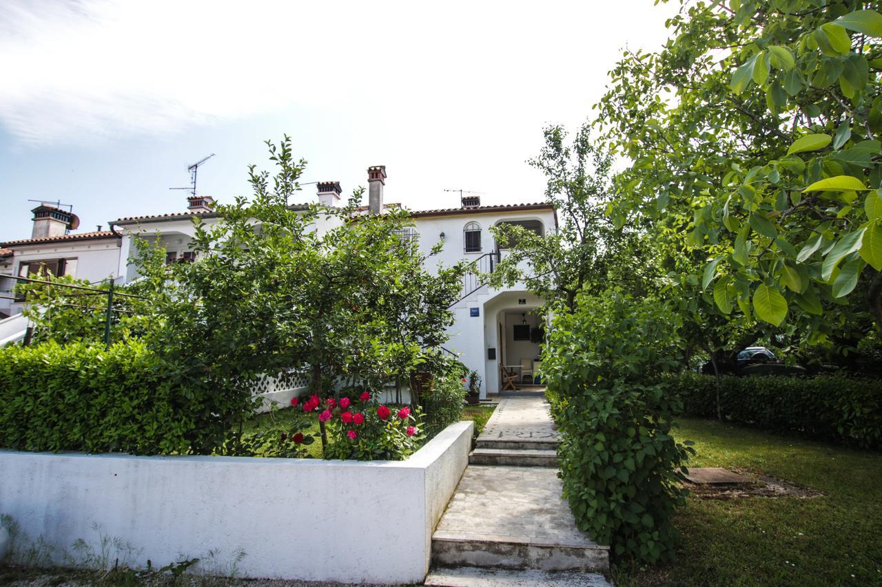 Apartments Dario Poreč Exterior foto